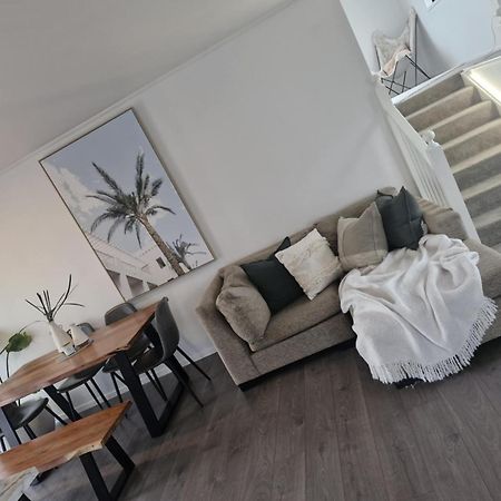 Stylish, Spacious, Central With Pool Mount Maunganui Kültér fotó